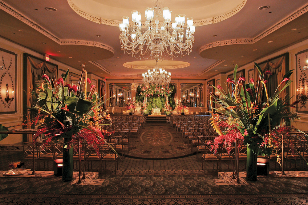 Ariston Flowers, A Hawaiian-Themed Wedding at The Pierre (Hechler Photographers)