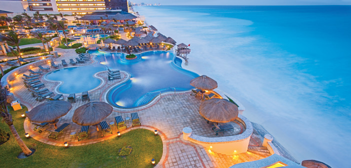 Katie & Alexei | Honeymoon Contest Winners Cancun Marriott