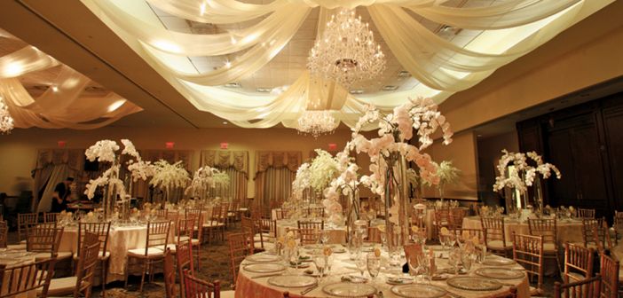 Northern Valley Affairs, Elegant Tented Reception (photo: Natural Expressions NY)