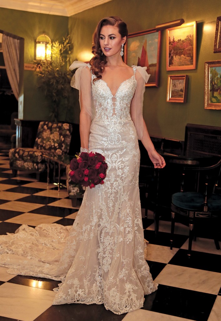 Gown: Eve of Milady (363). Ariston Flowers